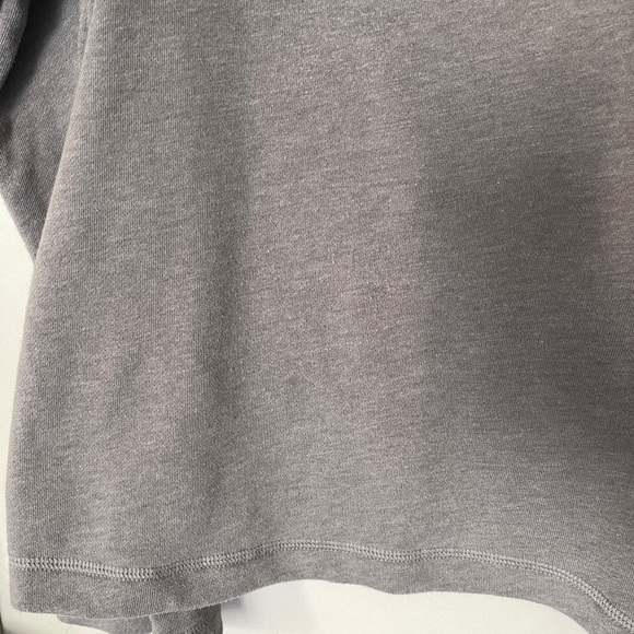 Fabletics- Maddie Ziegler pullover - Picture 11 of 11